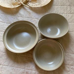 Heath Ceramics Mid-Century Ceramic Speckled Bowls